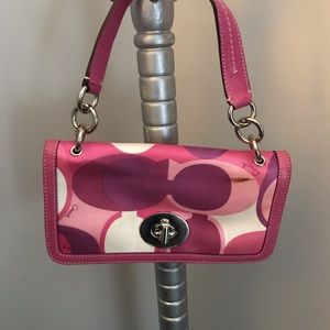 Couch limited edition clutch